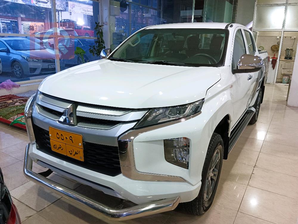 میتسوبیشی L200